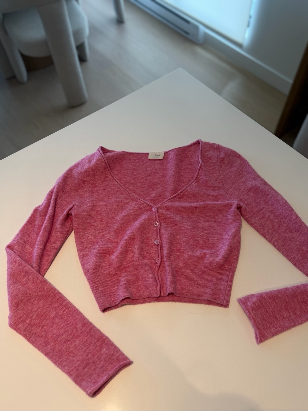 Aritzia Wilfred knit Pink Cropped V-Neck Button Sweater